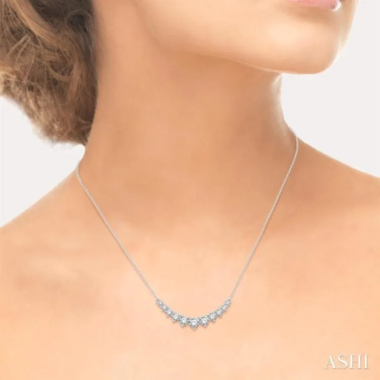 3/4 Ctw Graduated Diamond Smile Necklace in 14K White Gold