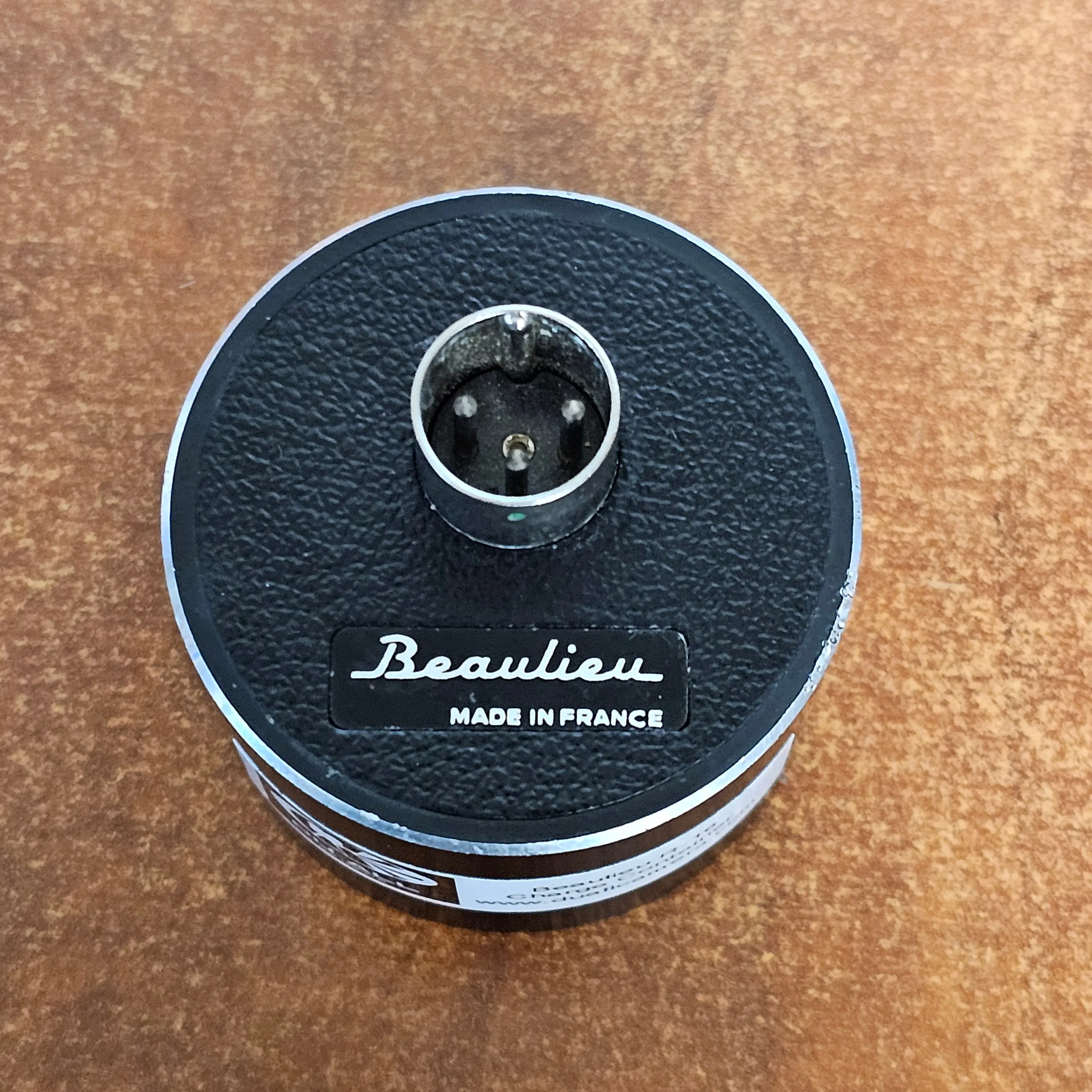 Beaulieu R-16 Off-Camera Battery Container