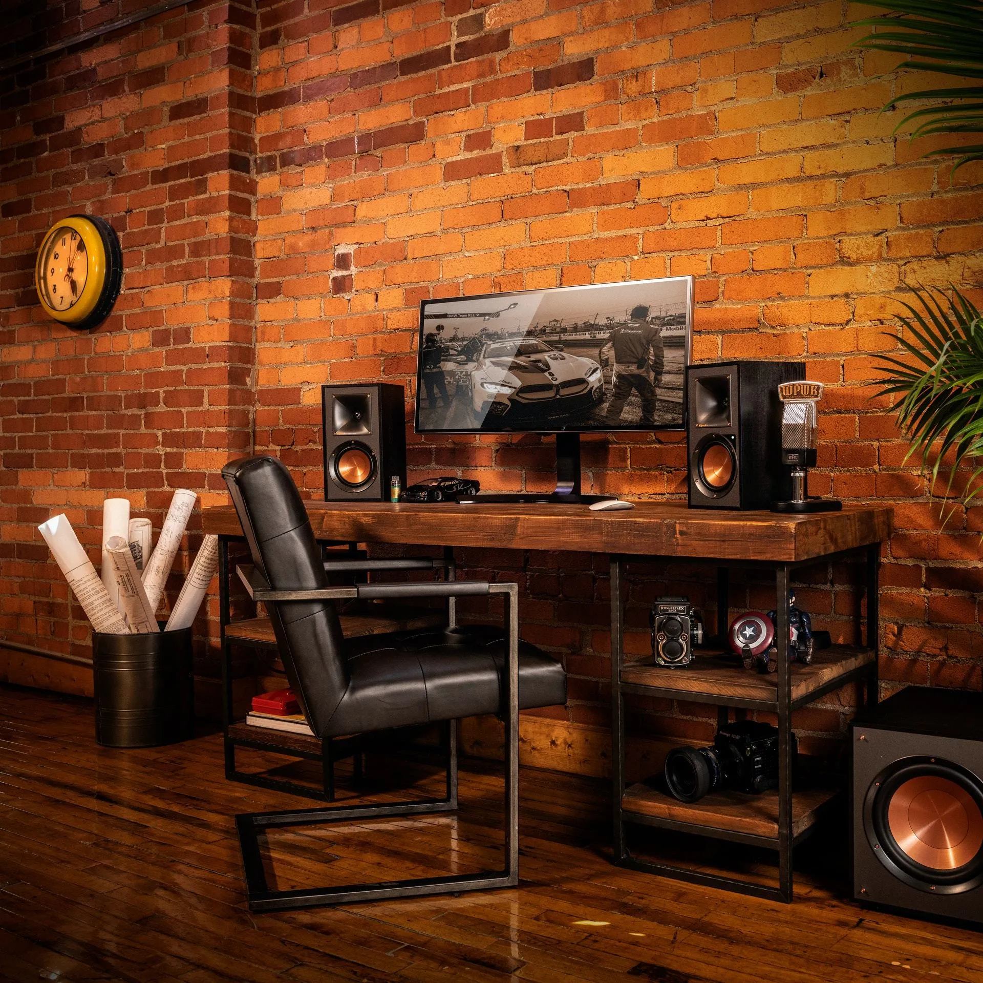 Klipsch R-41PM Powered Speakers