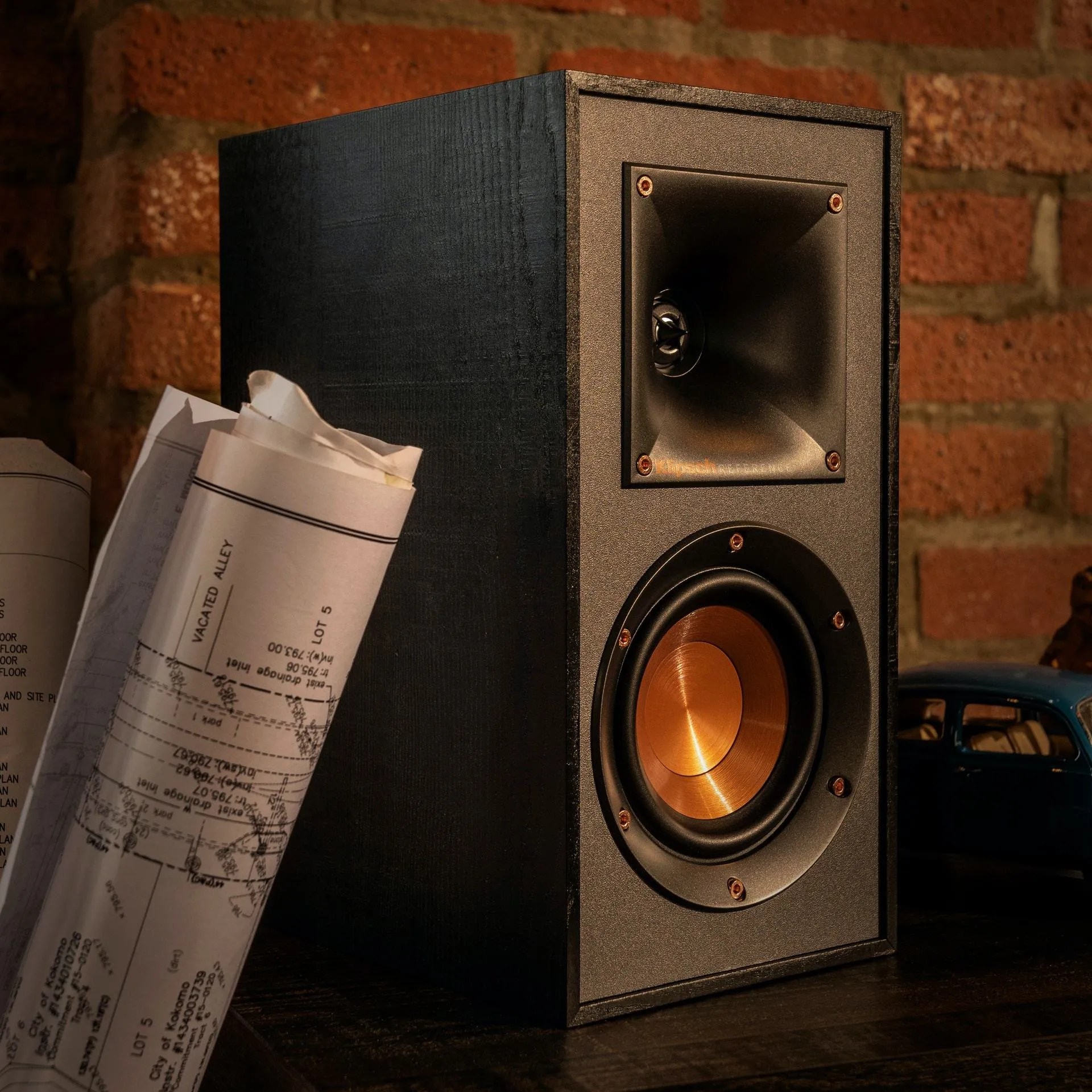 Klipsch R-41PM Powered Speakers