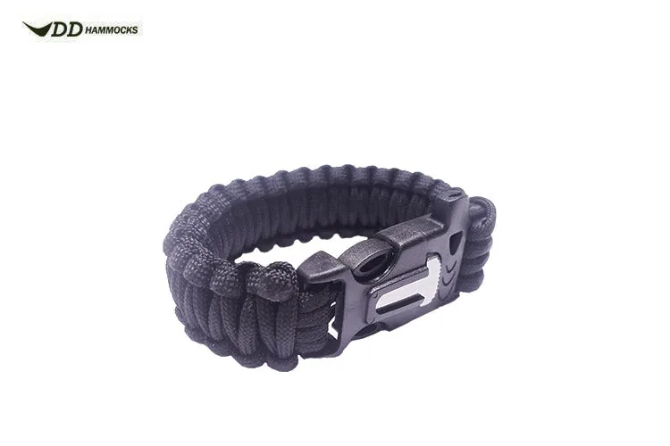 Paracord bracelet