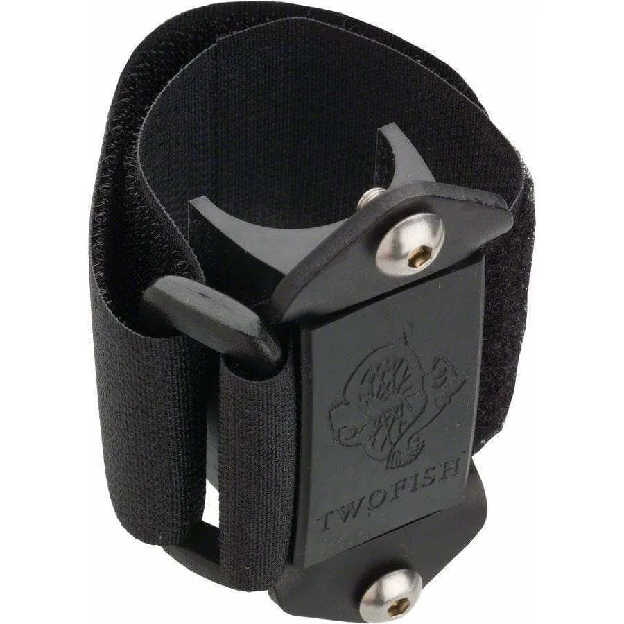 Quick Bike Water Bottle Cage Adapter: Black