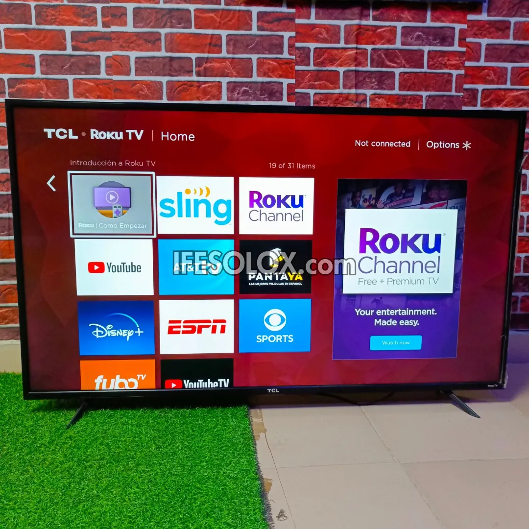 TCL 55 inch 55S405 4K UHD HDR Roku Smart TV (WiFi, Screen Mirroring, AirPlay) - Foreign Used