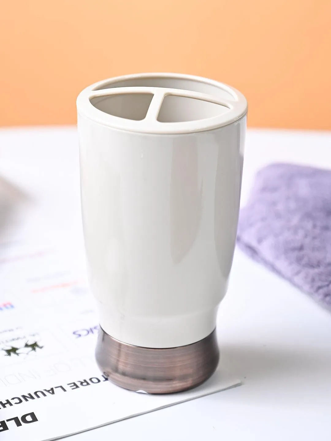 VON CASA Off White Toothbrush Holder